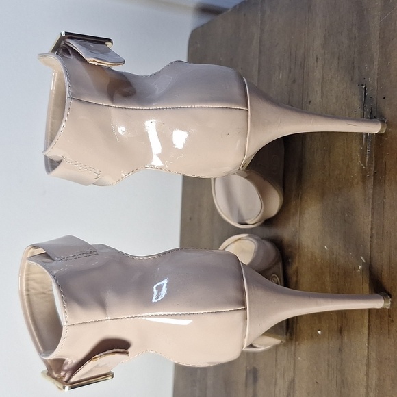 Candie's Nude Heeled Sandals Size 6.5 - Picture 5 of 7